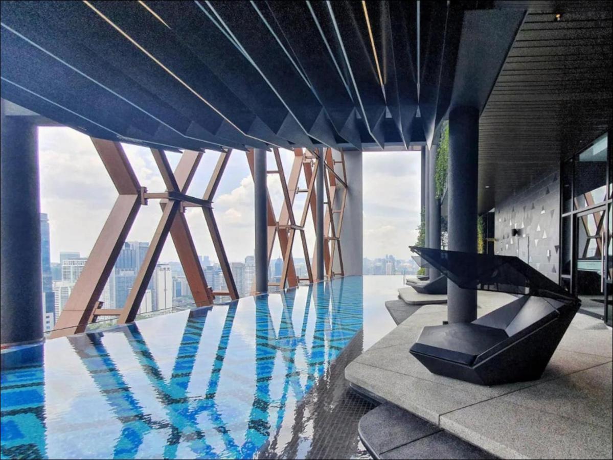 Infinity Pool Scarletz Klcc * Kuala Lumpur