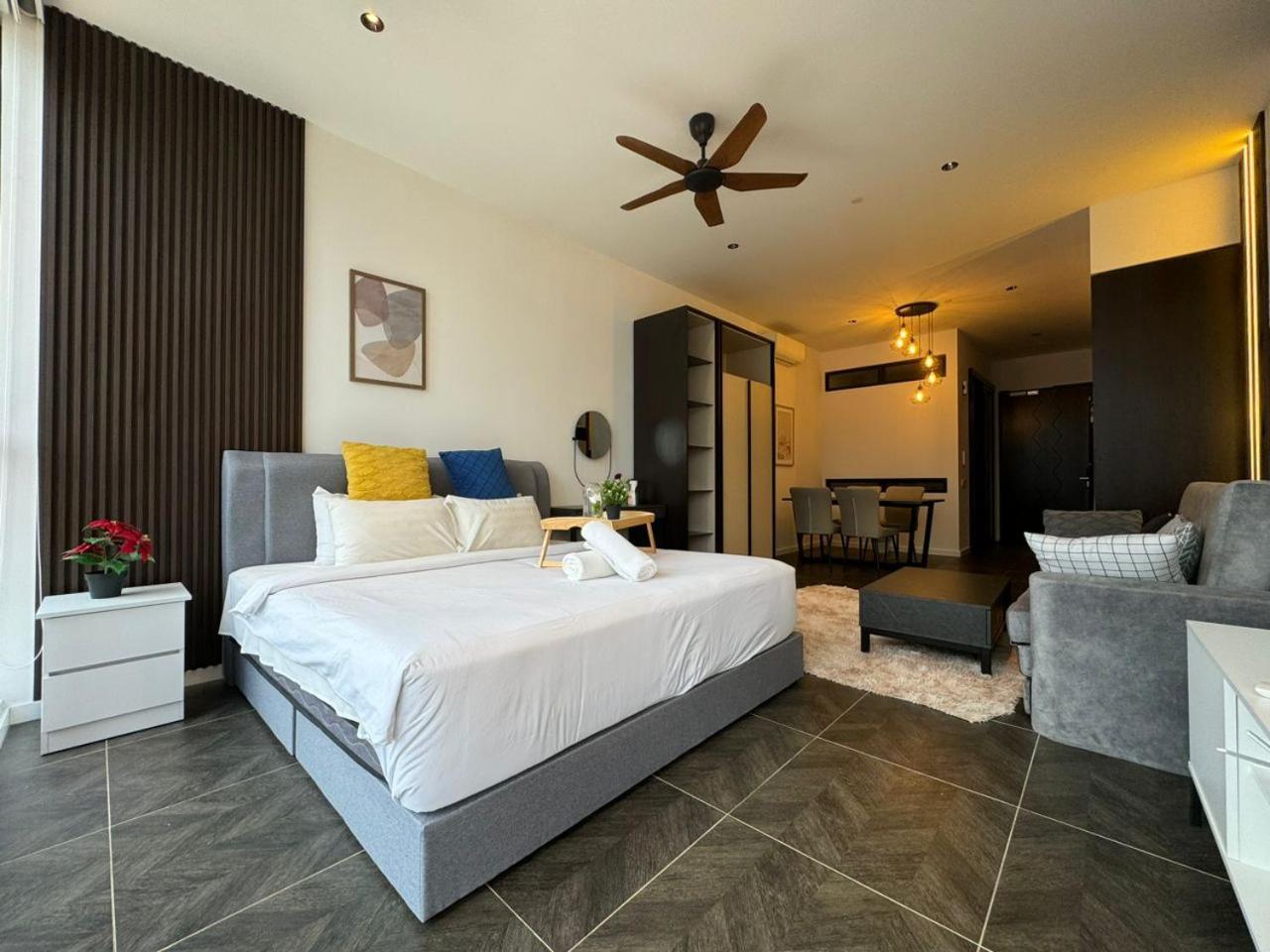 Apartemen Infinity Pool Scarletz Klcc